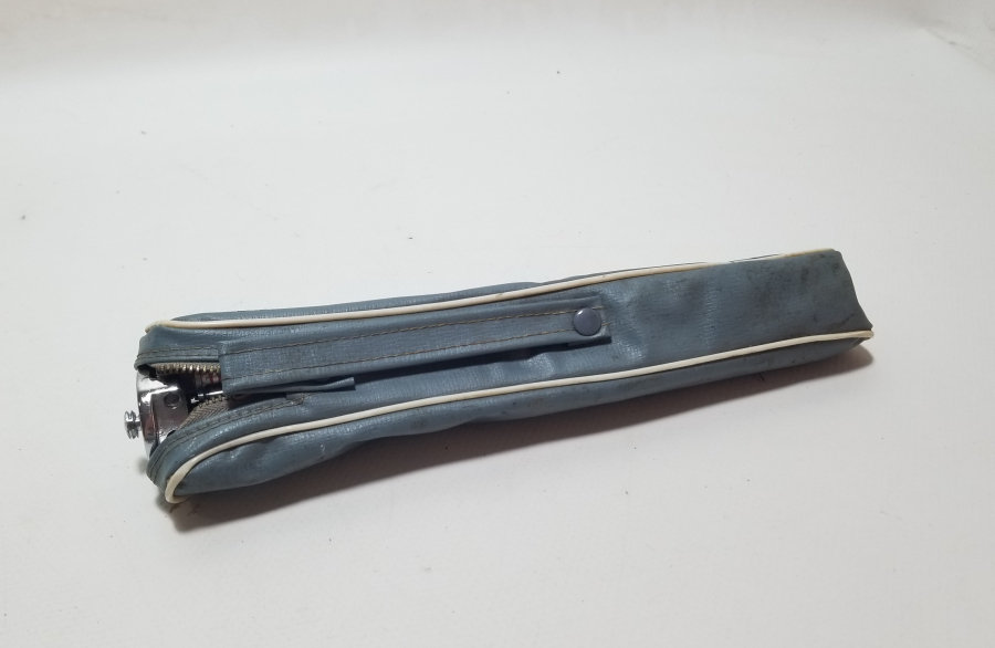 ORİJİNAL ÇANTASINDA ANTİKA YASHICA MARKA FOTOĞRAF MAKİNESİ TRİPODU