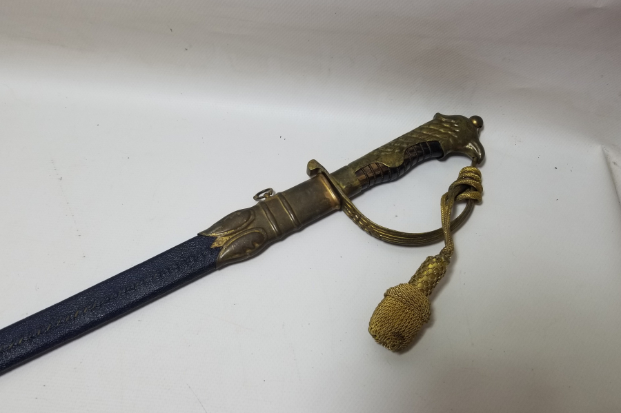 KARTAL BAŞLI HAVACI SUBAY KILICI