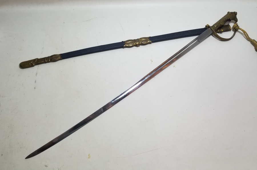 KARTAL BAŞLI HAVACI SUBAY KILICI