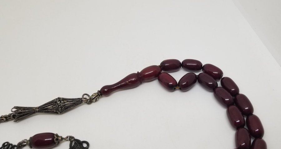 ESKİ PARÇADAN YAPILMIŞ USTA İŞİ GÜMÜŞ PÜSKÜLLÜ ALMAN TESPİH