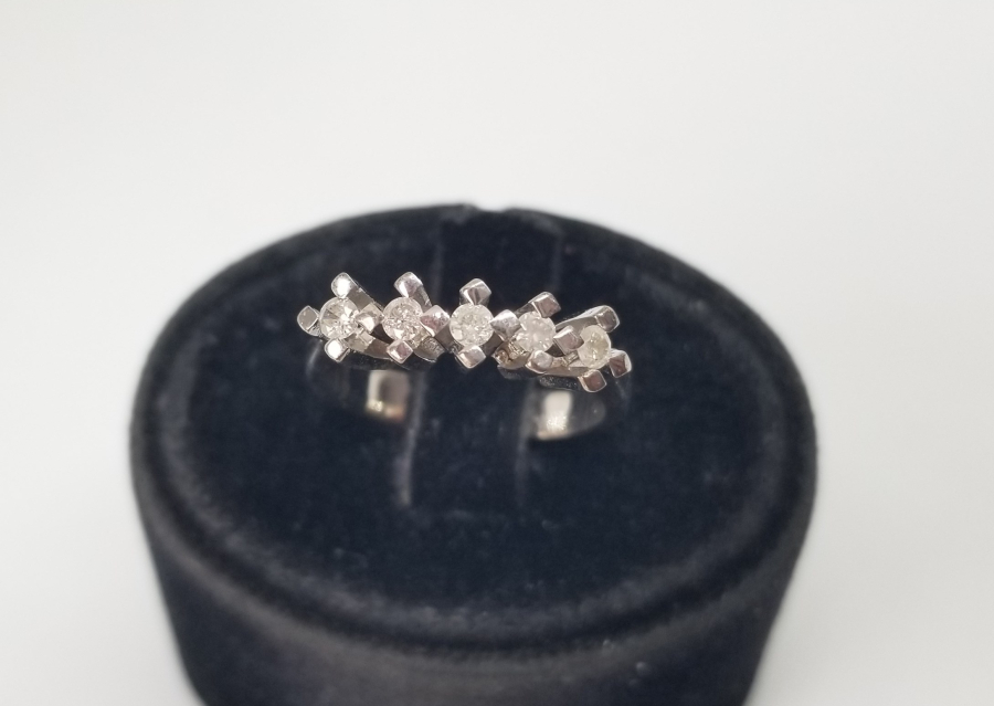 PIRLANTA TAŞLI BEŞTAŞ MODEL ÖZEL YAPIM YÜZÜK