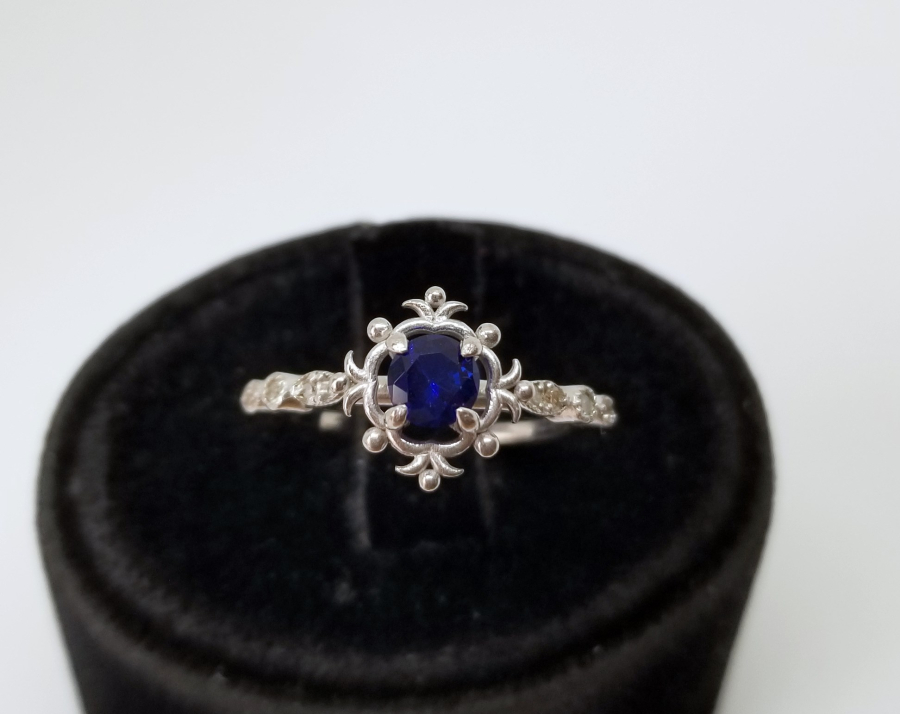 PIRLANTA VE SAFİR TAŞLI ÖZEL YAPIM YÜZÜK