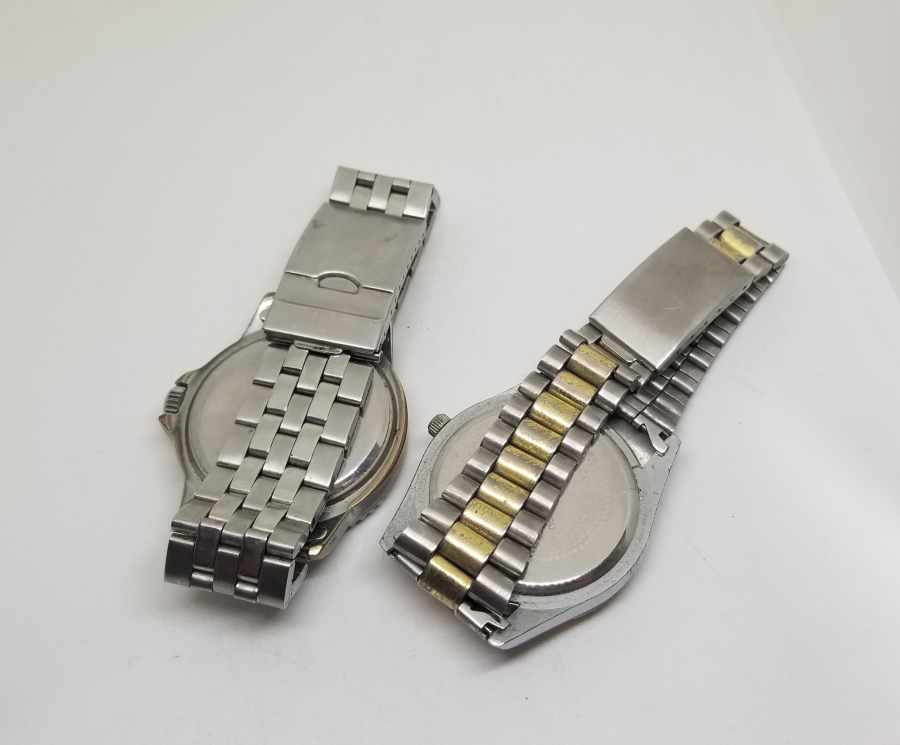 İKİ ADET KOL SAATİ