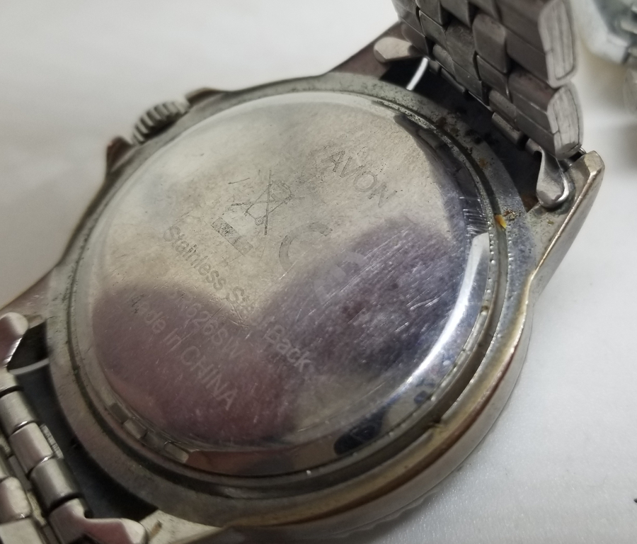 İKİ ADET KOL SAATİ