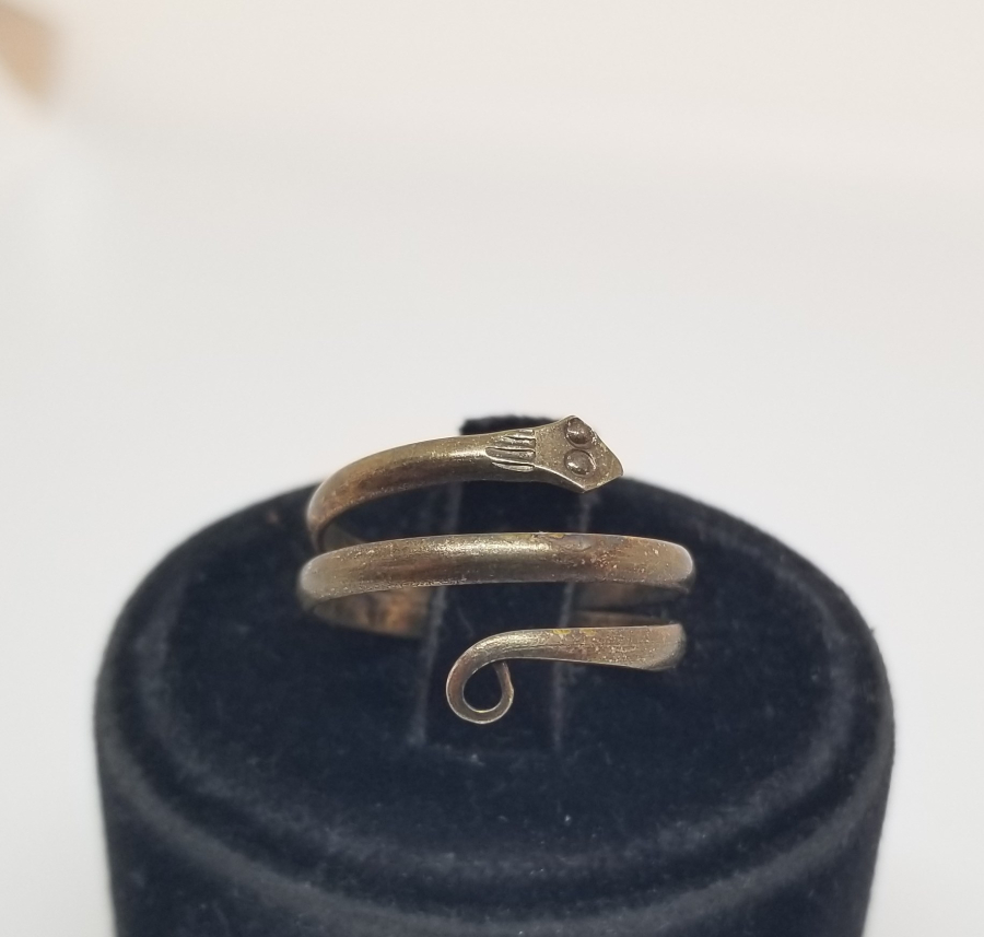 KABARTMA İŞÇİLİKLİ YILAN FORMLU OSMANLI DÖNEMİ RUM İŞİ YÜZÜK