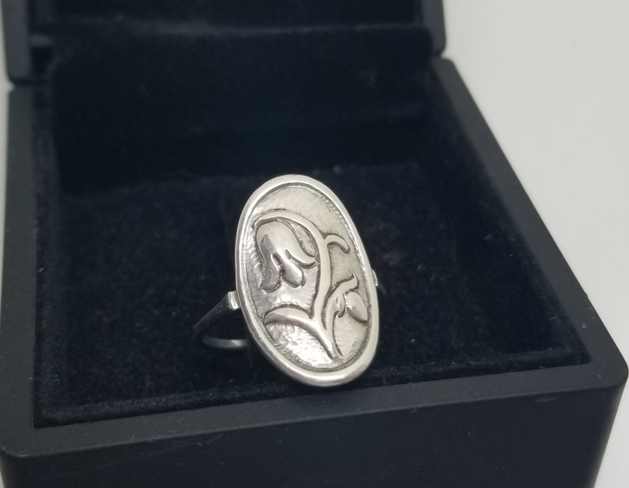 KABARTMA İŞÇİLİKLİ ANTİKA GÜMÜŞ YÜZÜK