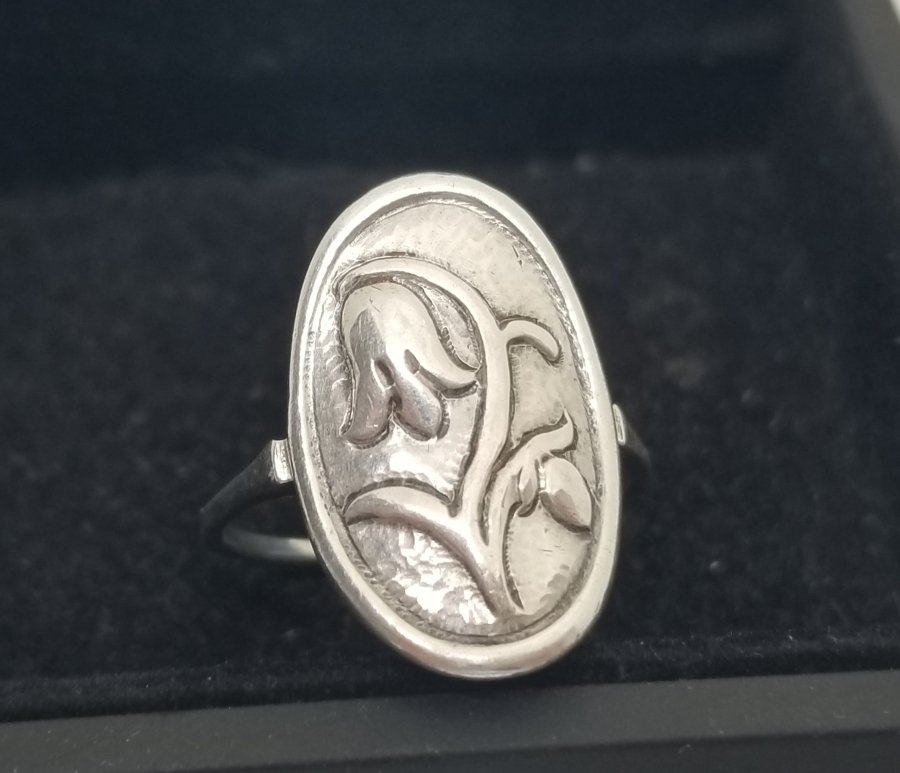 KABARTMA İŞÇİLİKLİ ANTİKA GÜMÜŞ YÜZÜK