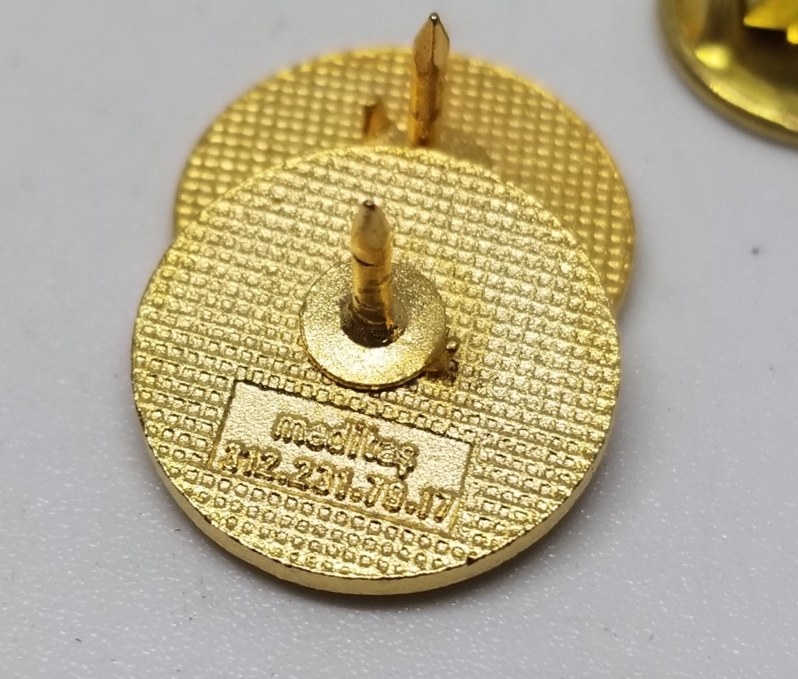 MİNE İŞÇİLİKLİ 2 ADET YARGITAY ROZET