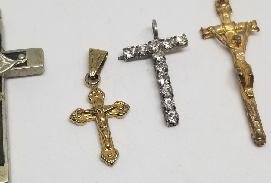 HAÇ FORMLU 4 ADET ANTİKA VAFTİZ KOLYESİ