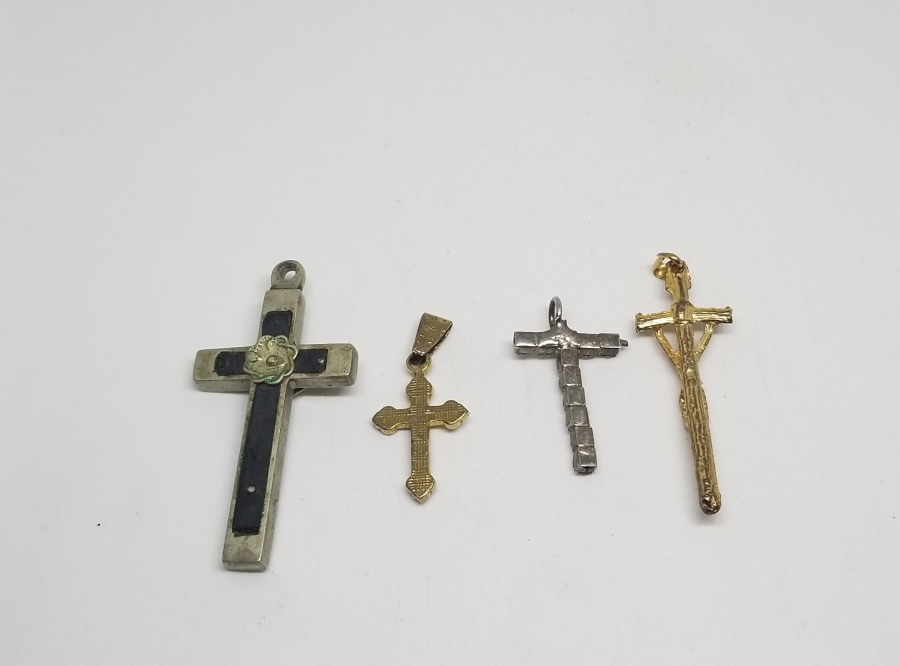 HAÇ FORMLU 4 ADET ANTİKA VAFTİZ KOLYESİ