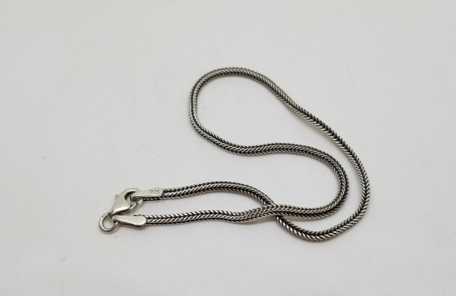 KIRÇILLI MODEL GÜMÜŞ BİLEKLİK