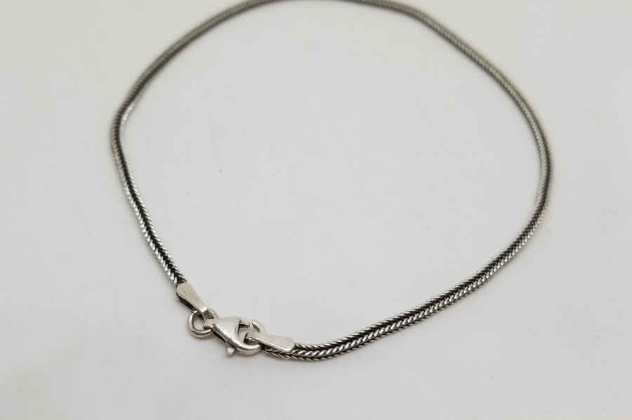 KIRÇILLI MODEL GÜMÜŞ BİLEKLİK