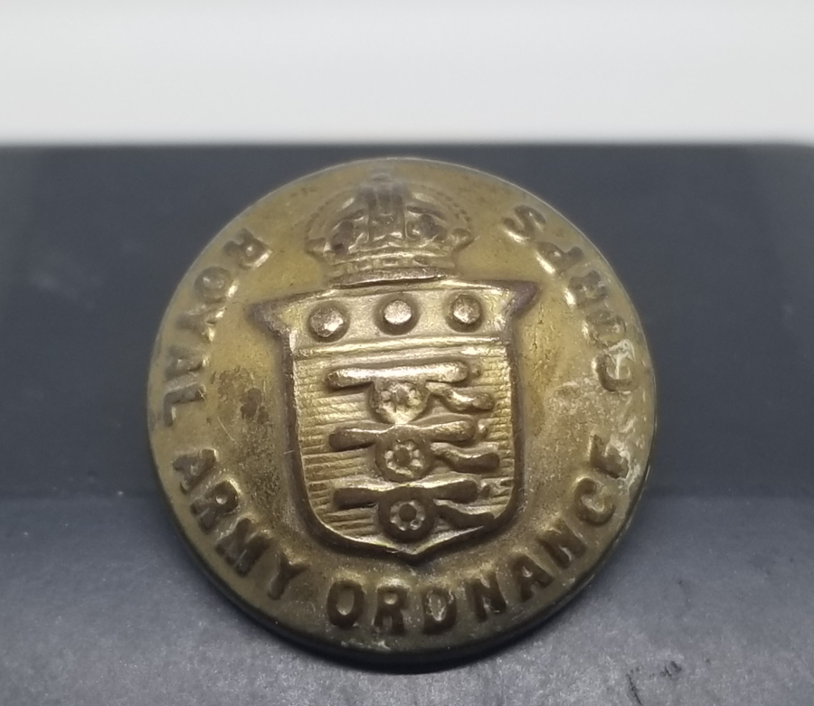 ANTİKA İNGİLİZ SUBAY DÜĞMESİ