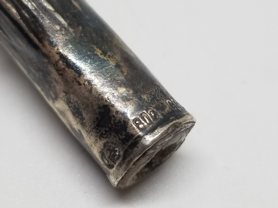 KABARTMA İŞÇİLİKLİ ANTİKA GÜMÜŞ BASTON SAPI