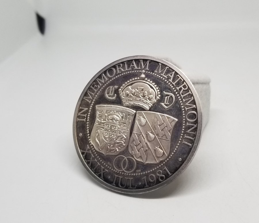 ÇİL KONDİSYONDA ANTİKA GÜMÜŞ HATIRA MADALYON