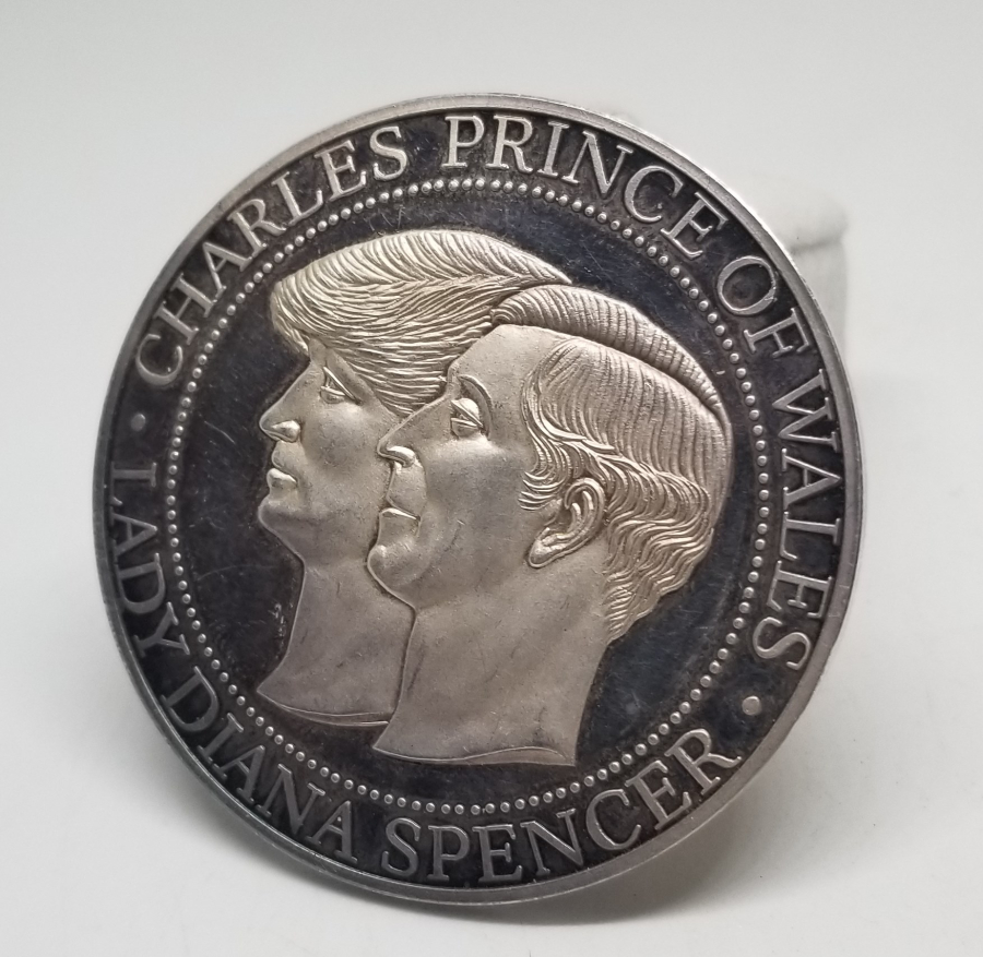 ÇİL KONDİSYONDA ANTİKA GÜMÜŞ HATIRA MADALYON