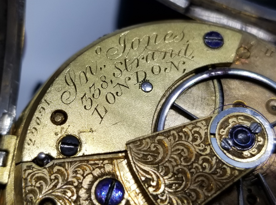 NADİR TİPTE GÜMÜŞ KASA YARIM PRİOR CEP SAATİ