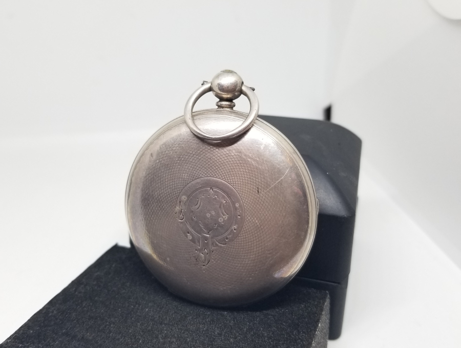 NADİR TİPTE GÜMÜŞ KASA YARIM PRİOR CEP SAATİ