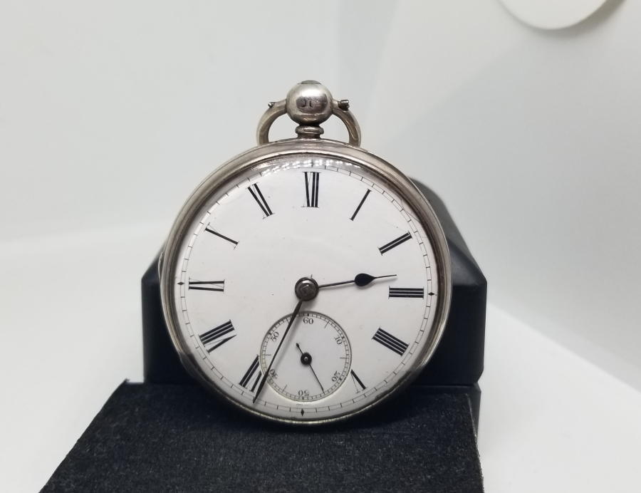 NADİR TİPTE GÜMÜŞ KASA YARIM PRİOR CEP SAATİ