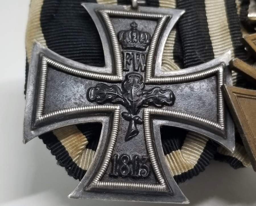 ALMAN DEMİR HAÇ VE ALMAN LİYAKAT MADALYALI NADİR ÇİFTLİ MADALYA