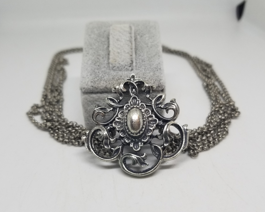 KABARTMA İŞÇİLİKLİ ANTİKA İNGİLİZ BOYUNLUK - GERDANLIK