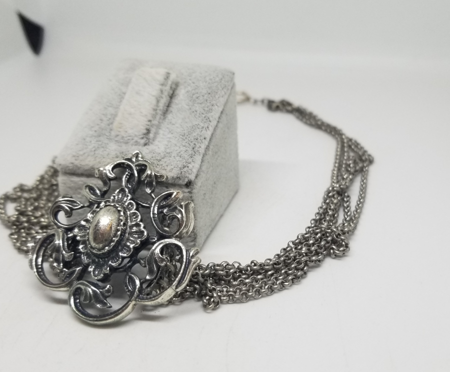 KABARTMA İŞÇİLİKLİ ANTİKA İNGİLİZ BOYUNLUK - GERDANLIK