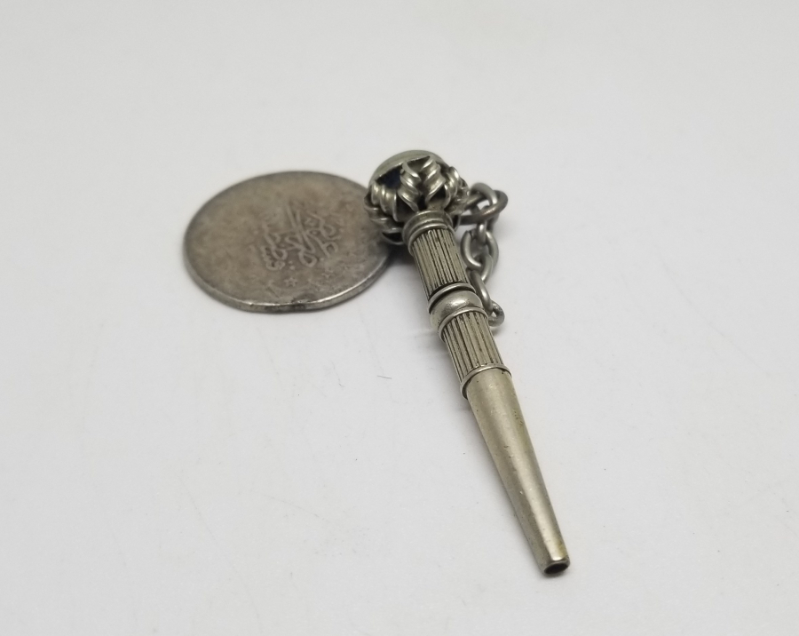 ÜZERİ DOĞAL TAŞLI OSMANLI DÖNEMİ NADİR GÜMÜŞ CEP SAATİ KURMA ANAHTARI