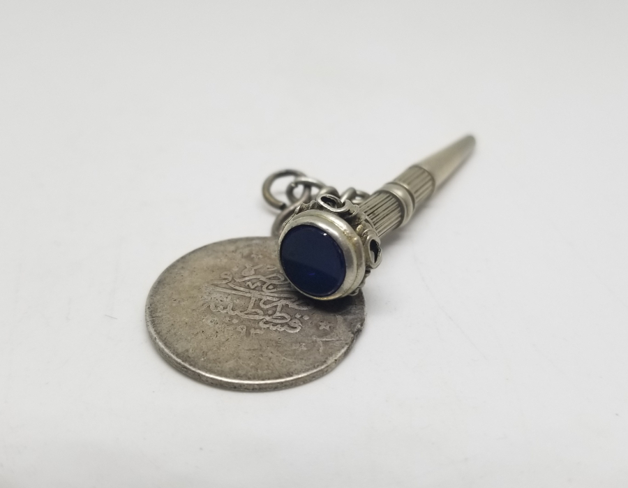 ÜZERİ DOĞAL TAŞLI OSMANLI DÖNEMİ NADİR GÜMÜŞ CEP SAATİ KURMA ANAHTARI