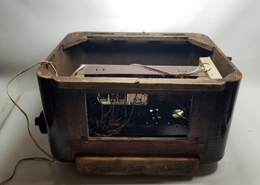 AHŞAP KASA ANTİKA RADYO