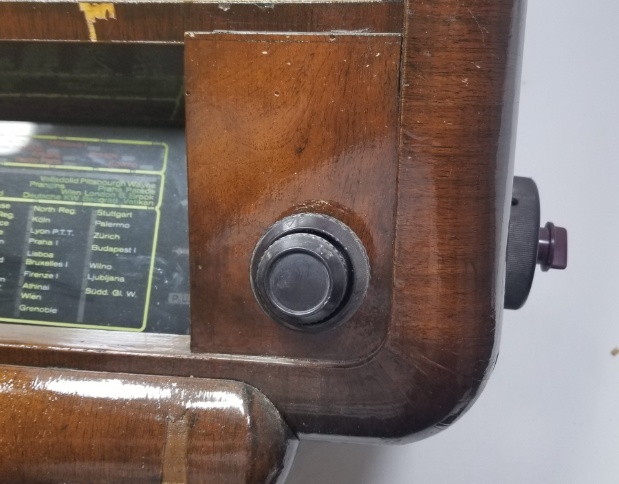 AHŞAP KASA ANTİKA RADYO