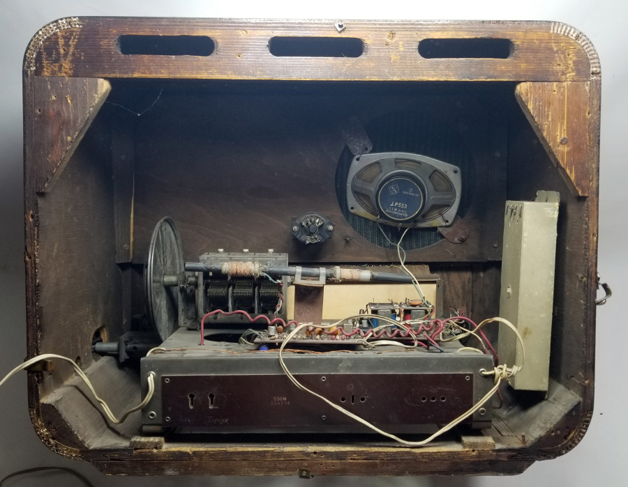 AHŞAP KASA ANTİKA RADYO