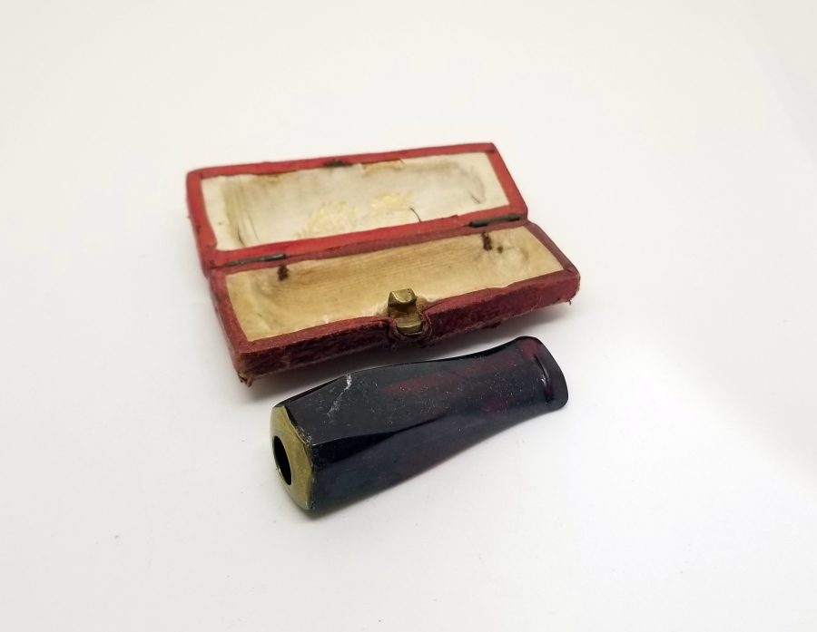 ORİJİNAL KUTUSUNDA OSMANLI DÖNEMİ ATEŞ KEHRİBARI SİGARA AĞIZLIĞI