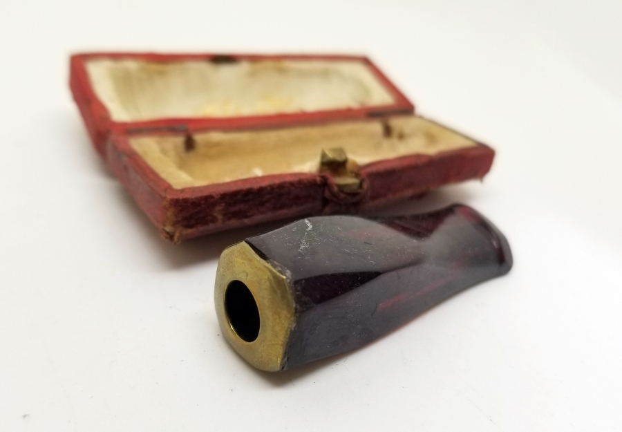 ORİJİNAL KUTUSUNDA OSMANLI DÖNEMİ ATEŞ KEHRİBARI SİGARA AĞIZLIĞI