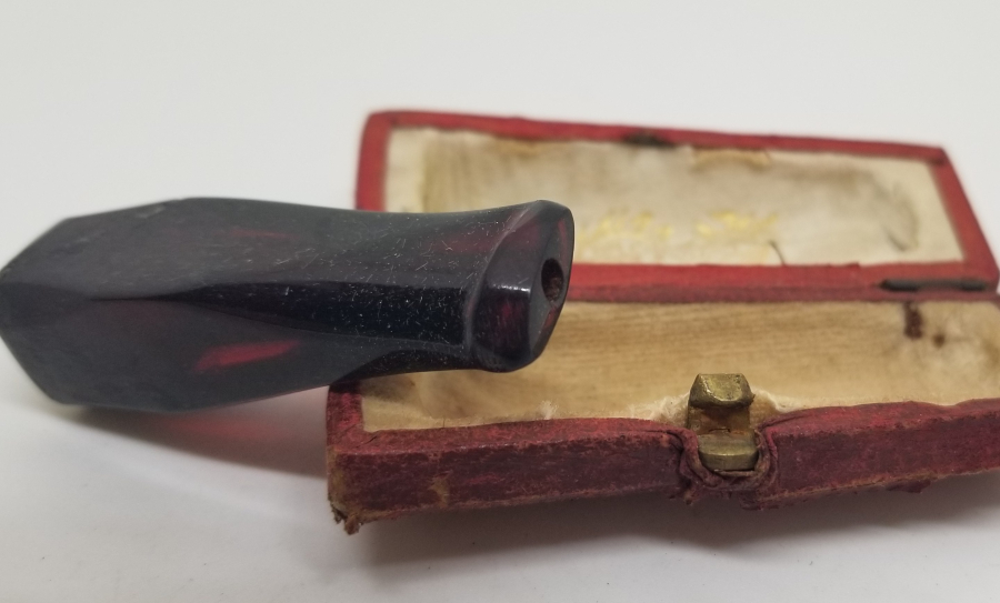 ORİJİNAL KUTUSUNDA OSMANLI DÖNEMİ ATEŞ KEHRİBARI SİGARA AĞIZLIĞI