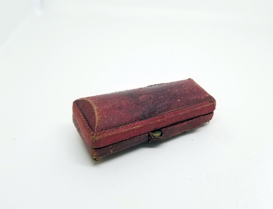 ORİJİNAL KUTUSUNDA OSMANLI DÖNEMİ ATEŞ KEHRİBARI SİGARA AĞIZLIĞI