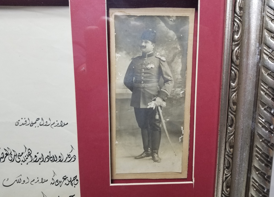 ENVER PAŞA MÜHÜRLÜ 1. DÜNYA SAVAŞI DÖNEMİ BİR SUBAYIMIZA AİT TERFİ BERATI - FOTOĞRAF VE MADALYA SETİ
