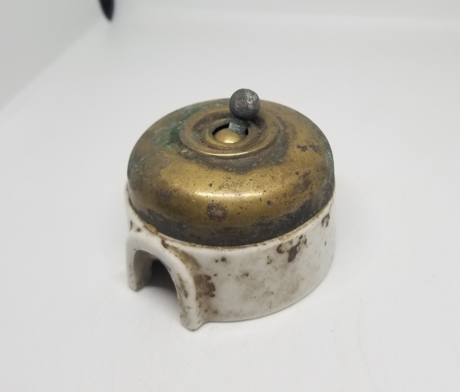 OSMANLI DÖNEMİ PORSELEN VE PİRİNÇ LAMBA ANAHTARI