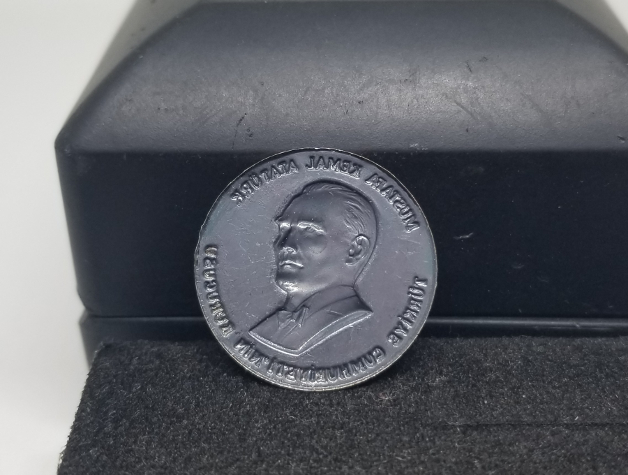 ANTİKA GÜMÜŞ ATATÜRK ROZETİ