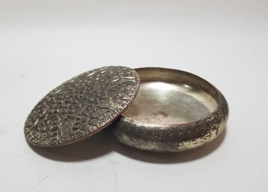 GÜMÜŞ KAPLAMA ANTİKA KAPAKLI KUTU