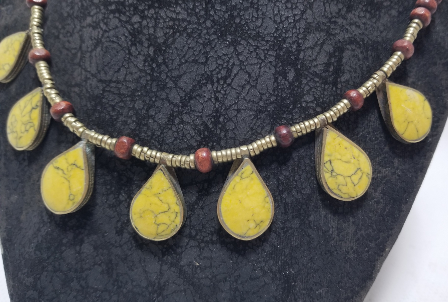 ÜZERİ DOĞAL TAŞLARLA SÜSLÜ TAMAMI EL YAPIMI TÜRKMEN İŞİ ANTİKA GERDANLIK