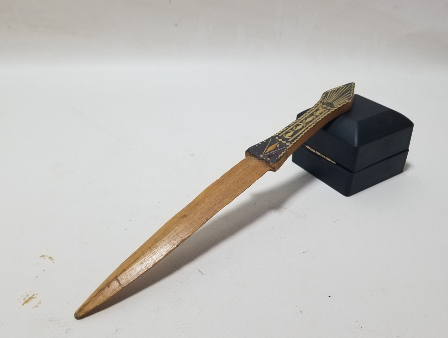 ÜZERİ RUMCA YAZILI OSMANLI DÖNEMİ AHŞAP ZARF AÇACAĞI