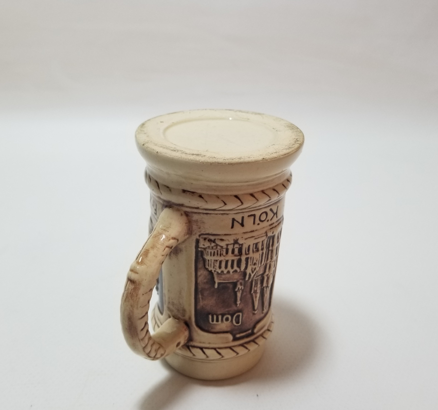 KABARTMA İŞÇİLİKLİ ANTİKA TANKART - BİRA BARDAĞI