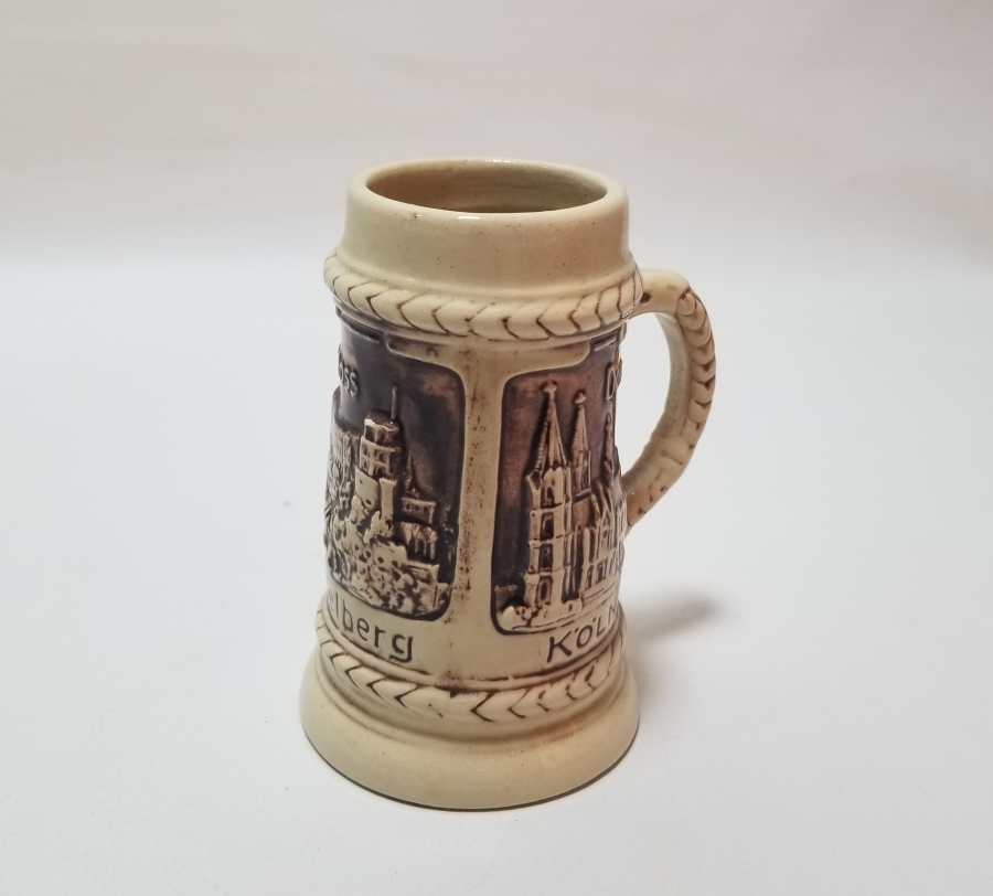 KABARTMA İŞÇİLİKLİ ANTİKA TANKART - BİRA BARDAĞI