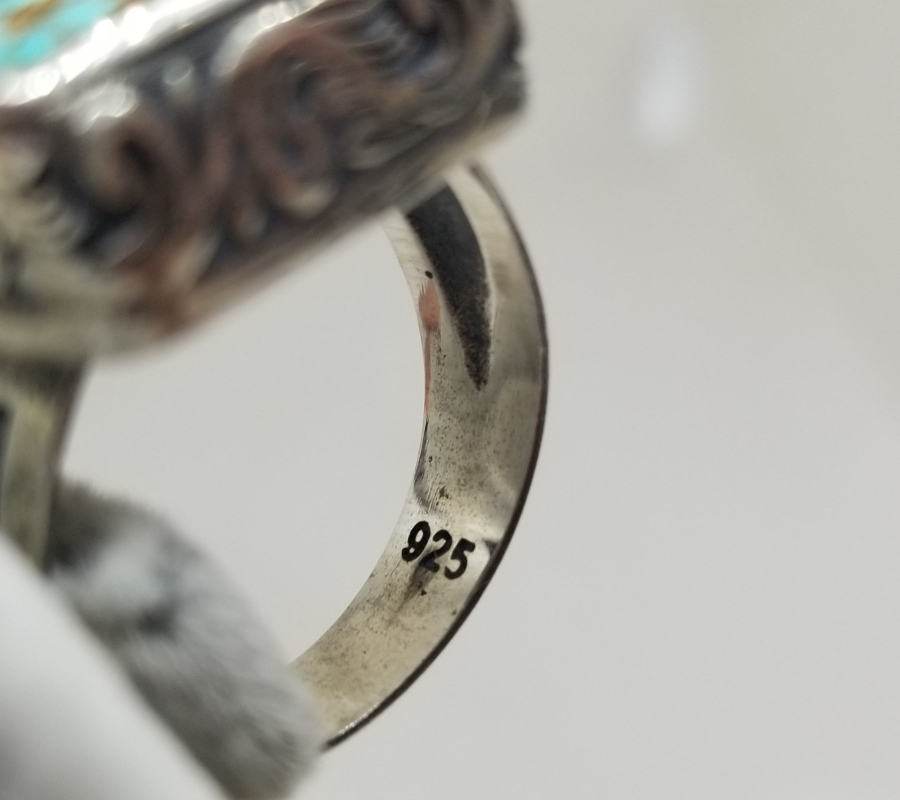 KABARTMA İŞÇİLİKLİ VE DOĞAL TAŞLI ÖZEL YAPIM HATIRA YÜZÜK