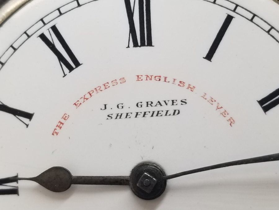 NADİR FORMDA GÜMÜŞ KASA İNGİLİZ YAPIMI KURMALI CEP SAATİ