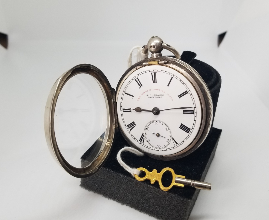 NADİR FORMDA GÜMÜŞ KASA İNGİLİZ YAPIMI KURMALI CEP SAATİ