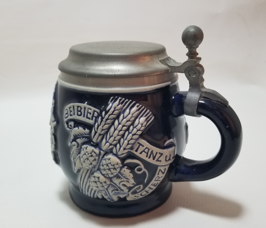 ANTİKA KAPAKLI PORSELEN TANKART - BİRA BARDAĞI