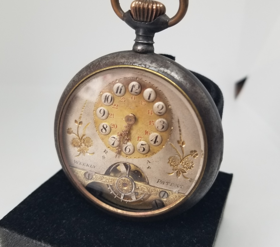 MENEVİŞ KASA 8 GÜNLÜK KURMALI CEP SAATİ