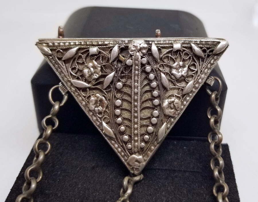 NADİR TİPTE OSMANLI DÖNEMİ TELKARİ İŞÇİLİKLİ GÜMÜŞ HAMAYIL