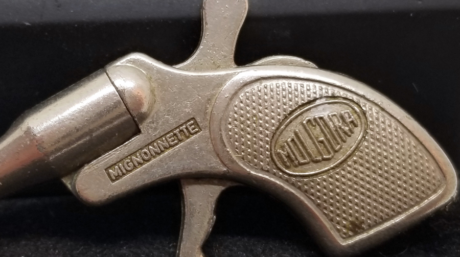 ANTİKA METAL MANTAR TABANCASI